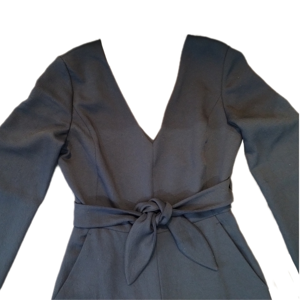 Aritzia Wilfred Écoulement V-Neck Tie Waist Jumpsuit Black Size 6 - Picture 7 of 9
